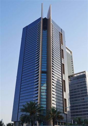 mrg_sky-gardens-tower-dubai